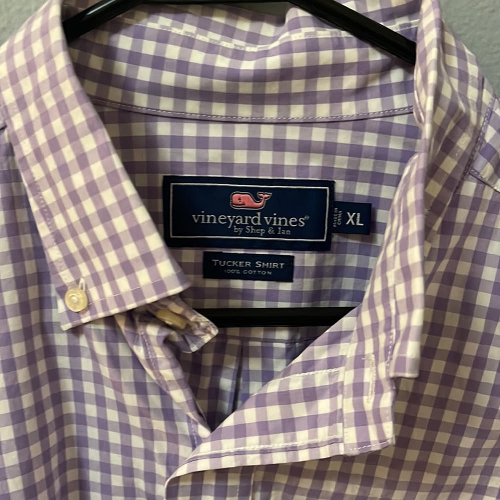 Vineyard Vines Button Down - image 2